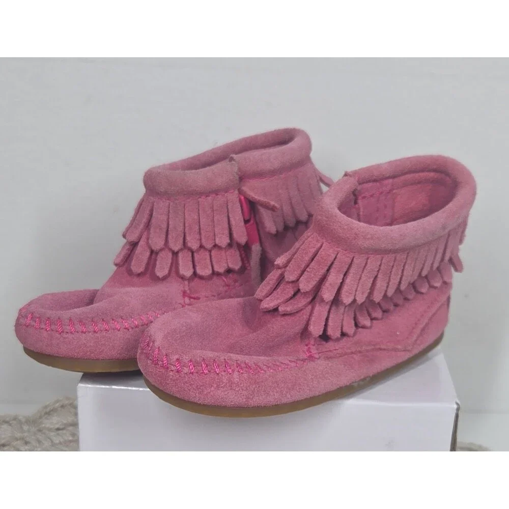 Minnetonka 2 Layer Fringe Booties Toddler Girls 6 Pink Suede Moccasin Barbie